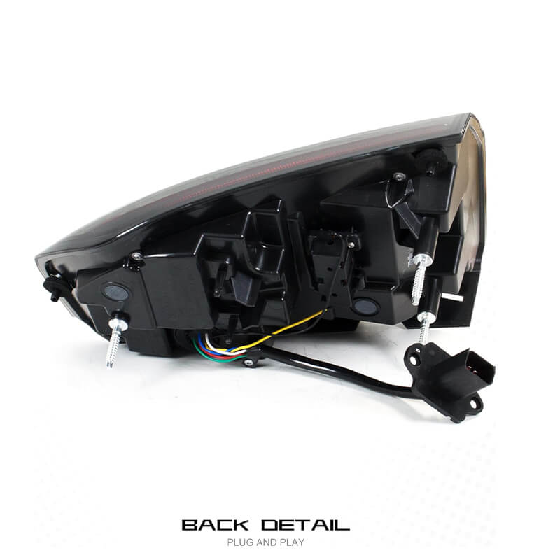 Chrysler 300C 2011-2014 Tail Lights - ClutchBlaze