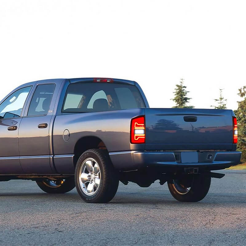Ram 1500/2500/3500 2002-2006 Tail Lights - ClutchBlaze