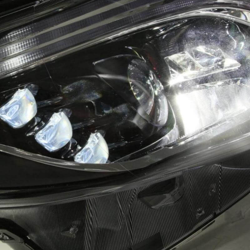 Mercedes-Benz Metris/V-Class/Vito 2016-2020 Headlights - ClutchBlaze