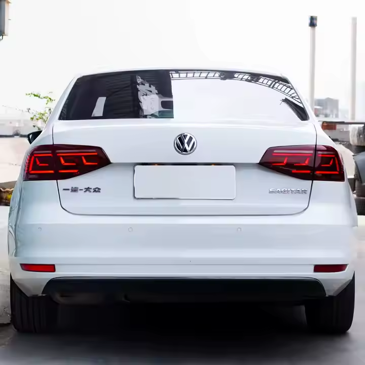 Volkswagen Jetta 2015-2018 Tail Lights - ClutchBlaze
