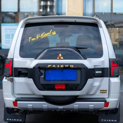 Mitsubishi Montero/Pajero 2009-2021 Tail Lights - ClutchBlaze